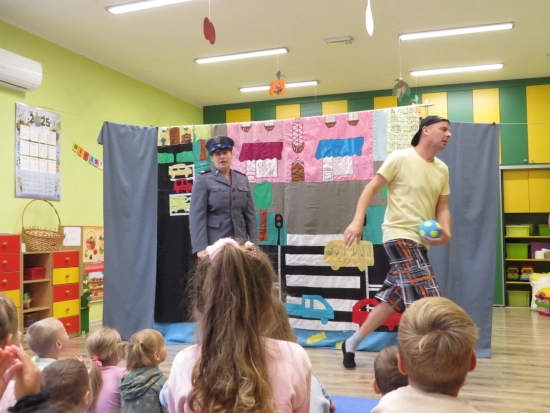 Przedstawienie teatralne DYZIO NA DRODZE, 29.09.2025