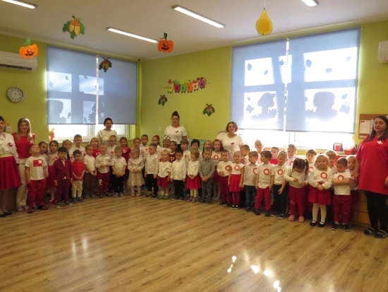 Rybki, Ośmiorniczki, Zerówka, Przedszkole do hymnu, 11 Listopada, XI 2025